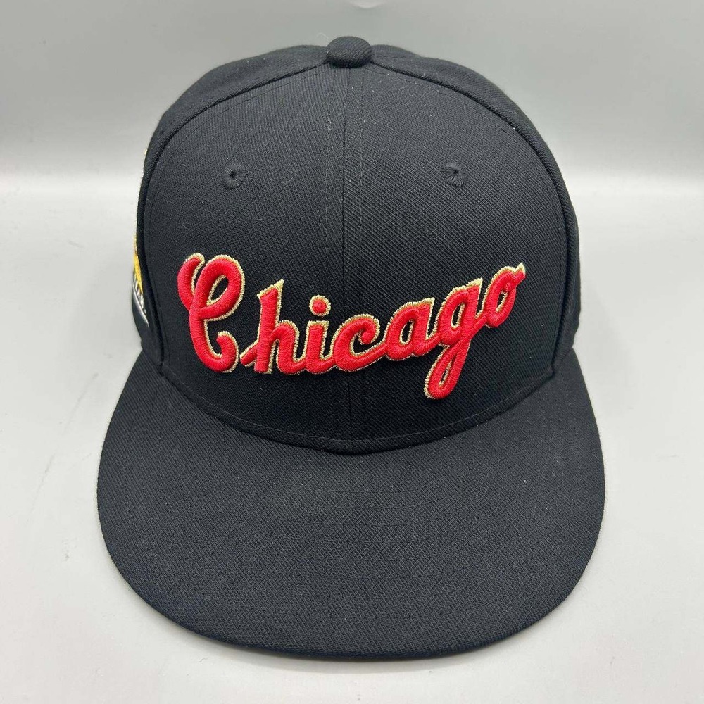 Chicago Bulls NBA Hat Men 7 1/8 Black Yellow Mitchell & Ness Fitted Cap